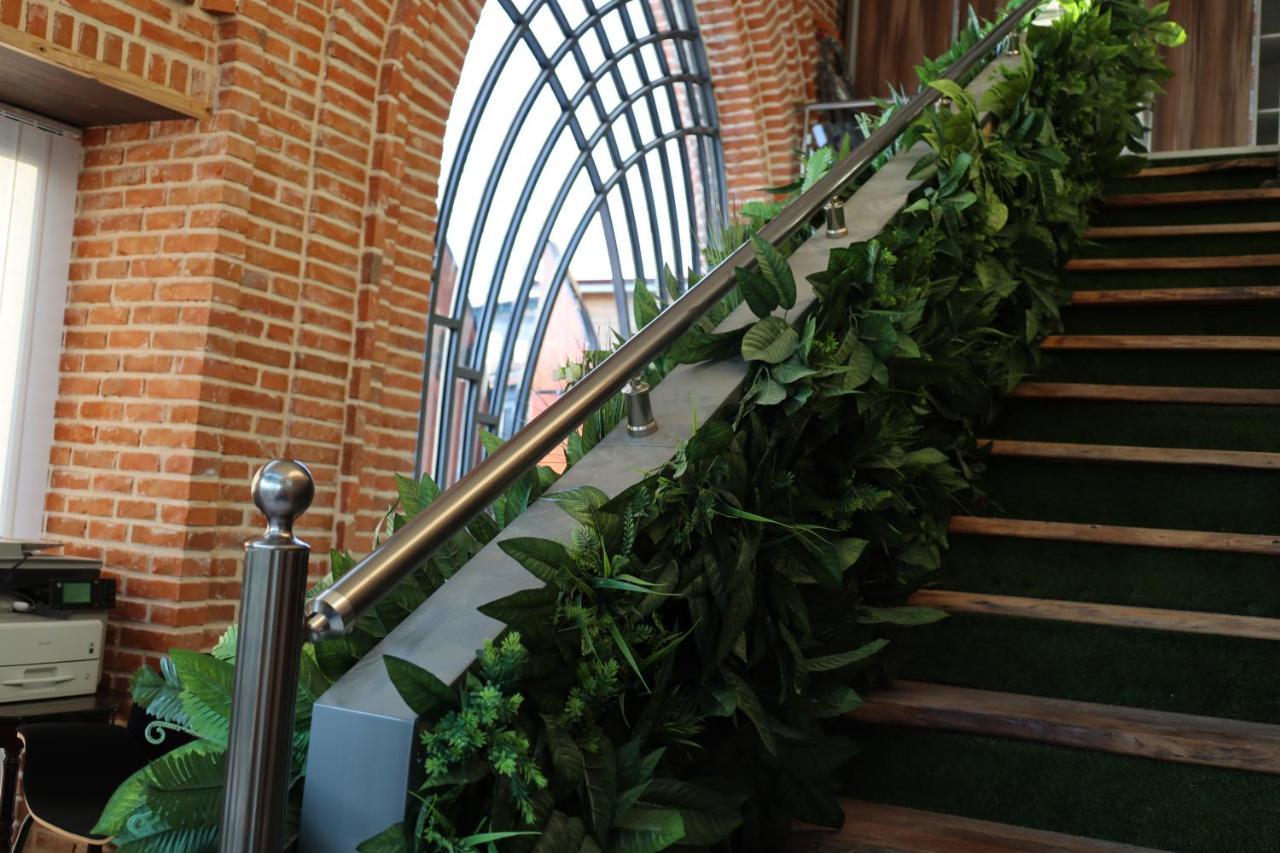 Mi Casa Hotell Skopje Eksteriør bilde