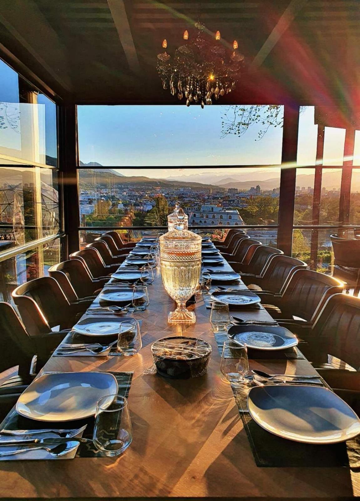 Mi Casa Hotell Skopje Eksteriør bilde